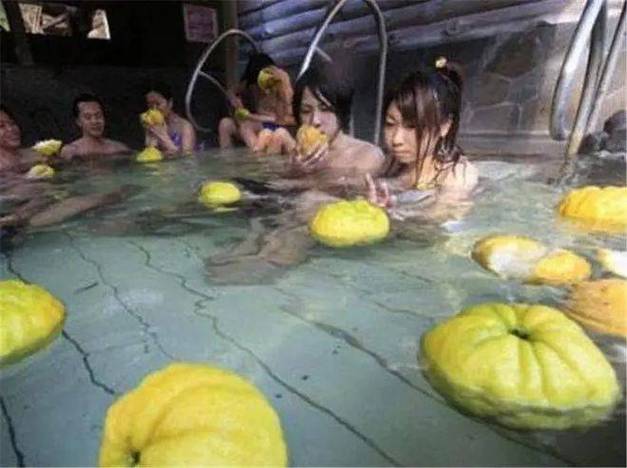 高潮毛片无遮挡高清在线的相关介绍