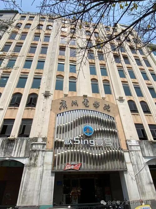 18禁在线播放入口的相关介绍
