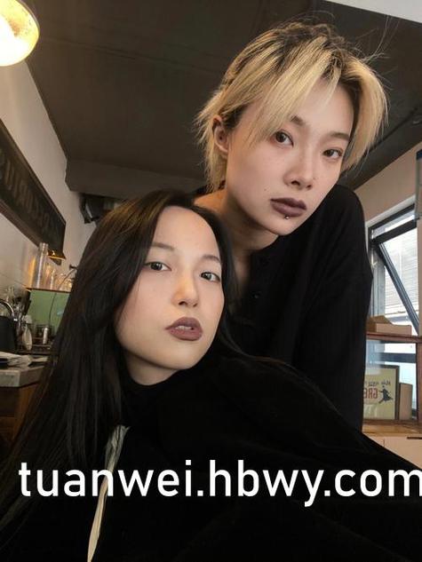 av在线少妇片的相关介绍