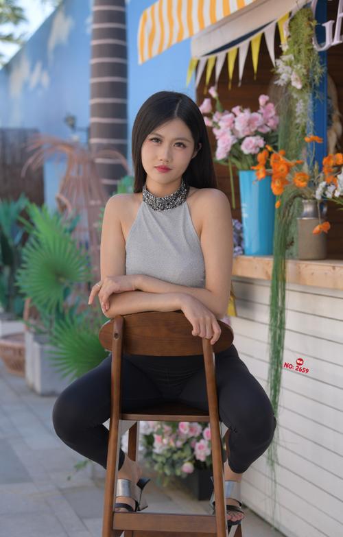 女老师求我操她的相关介绍