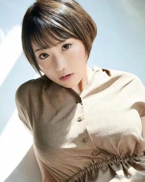 女生下体黄色粘稠分泌物的相关介绍