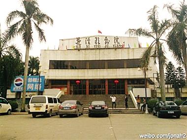 熟女少妇一二区在线的相关介绍