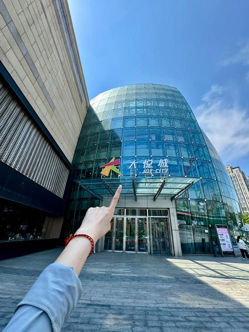 亚洲精品av在线观看喷水少妇的相关介绍