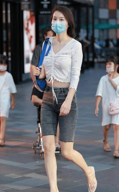 女人的逼免费网站的相关介绍