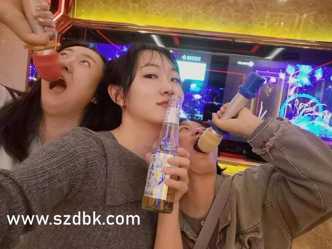 久久人妻少妇嫩草的相关介绍