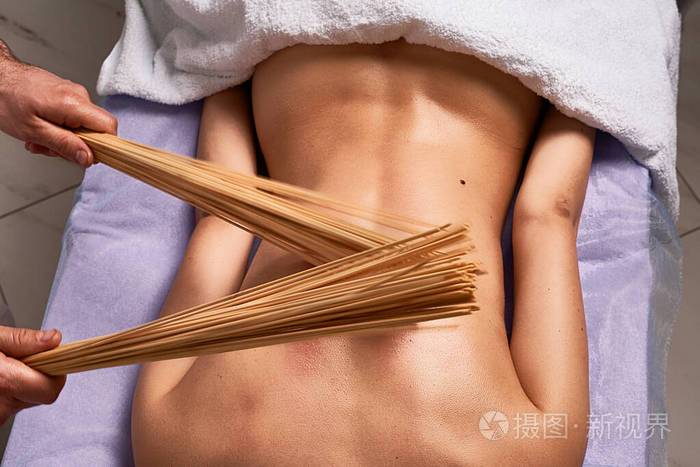 亚洲av按摩电影的相关介绍