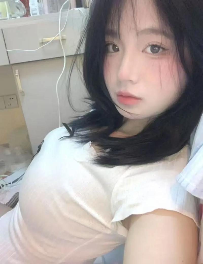 18美女免费看的相关介绍
