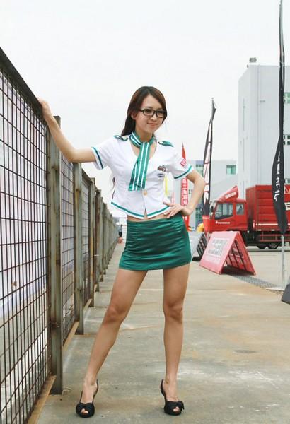 官场淫事(h)的相关介绍