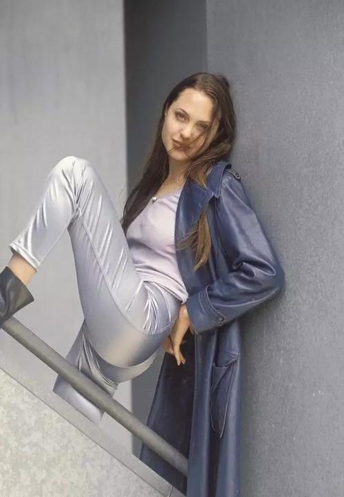 精品人妻少妇一区二区的相关介绍