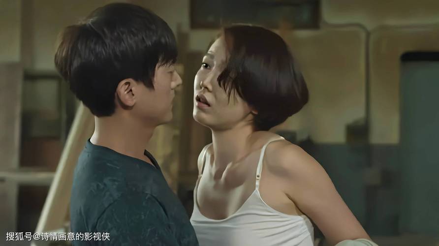 男女一边脱一边亲一边摸的相关介绍
