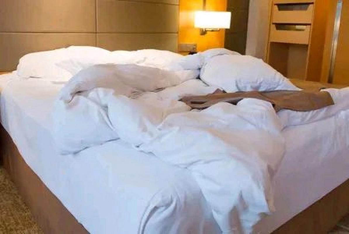 熟女在线人妻的相关介绍