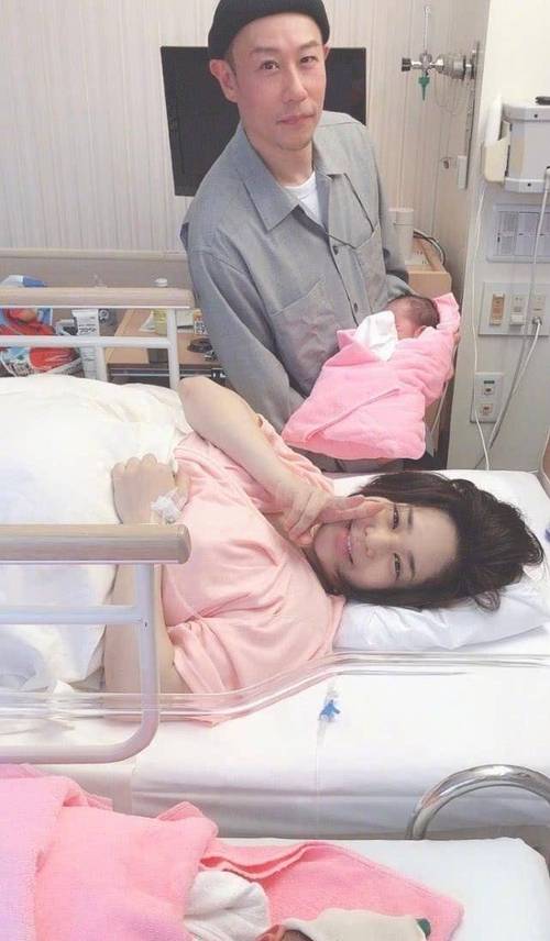 精品少妇人妻一区二区三区的相关介绍